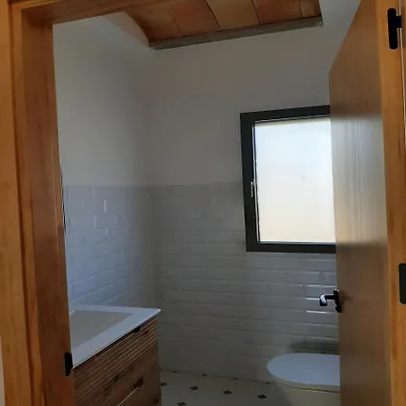 Casita Del Embalse Con Encanto Сasa de vacaciones *